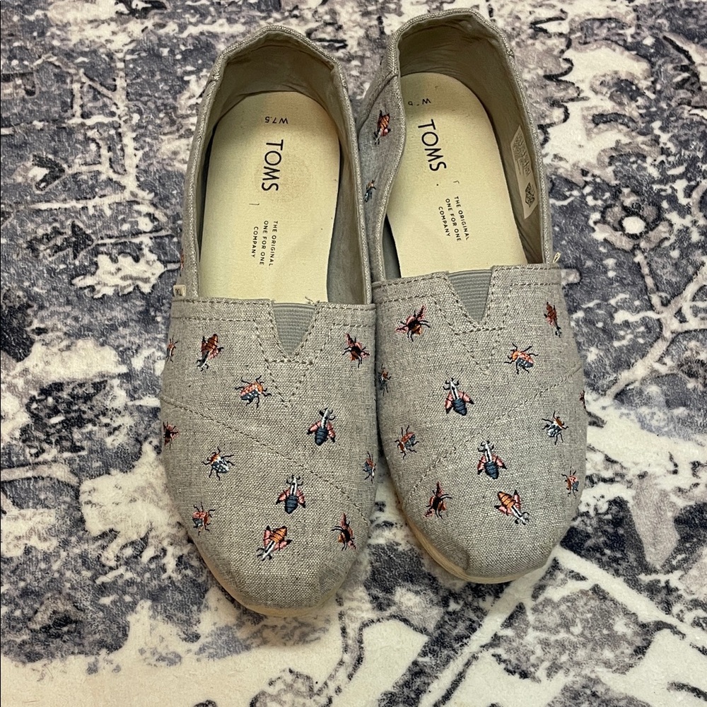 TOMS Women's Gray Flats with Embroidered Bugs